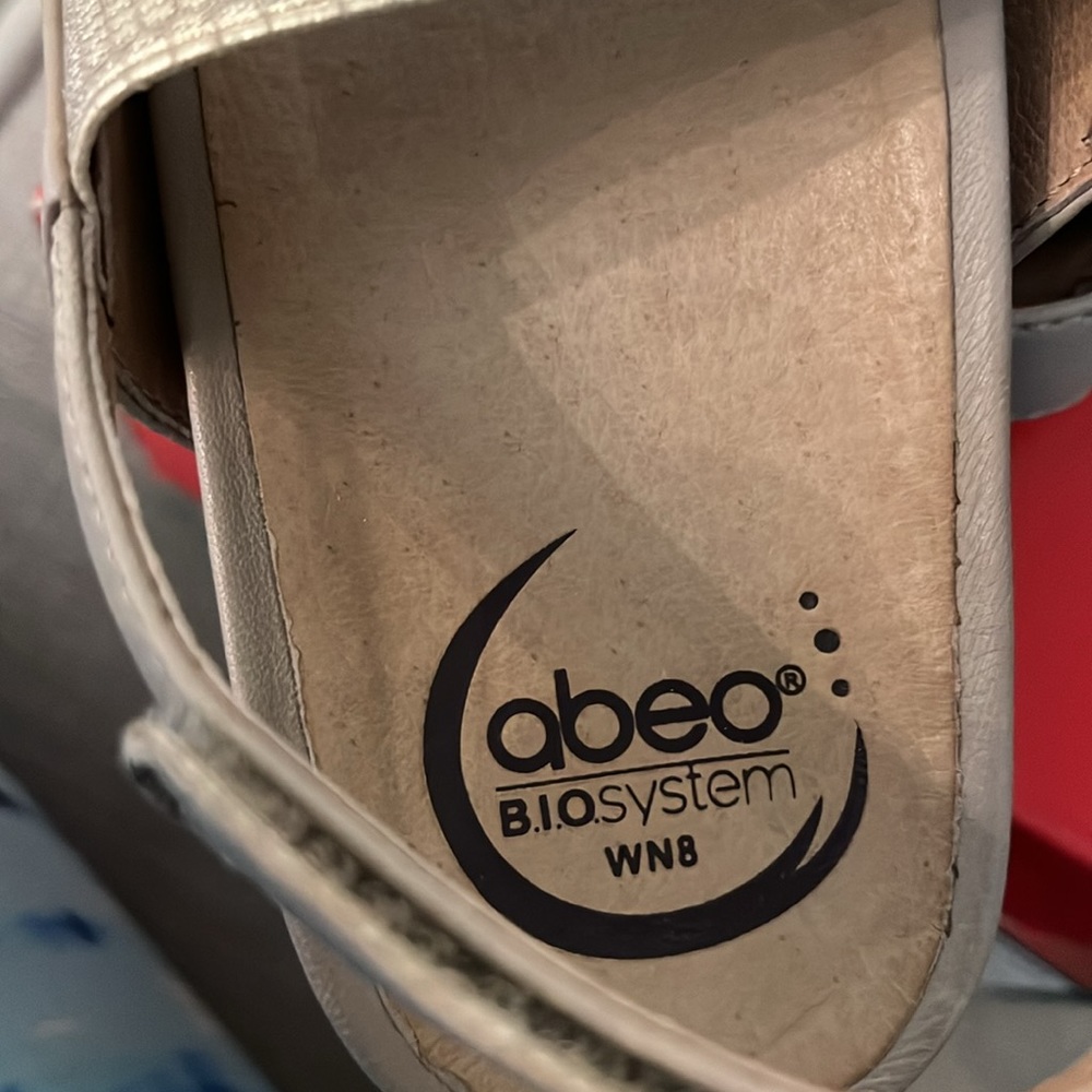 ABEO by Walking Co. Shannon Cobblestone Sandals NIB - Picture 5 of 9